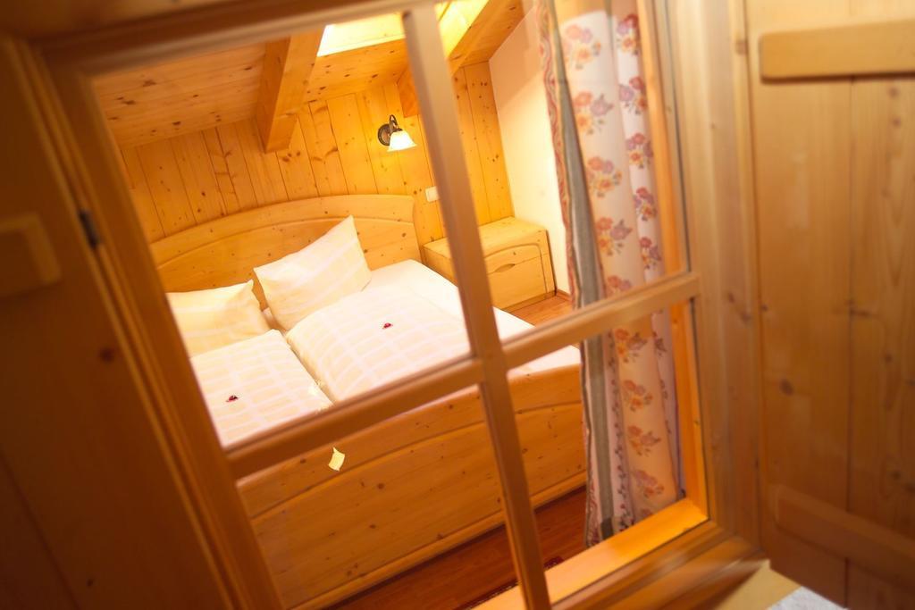 Naturdorf Oberkühnreit Neukirchen am Großvenediger Zimmer foto
